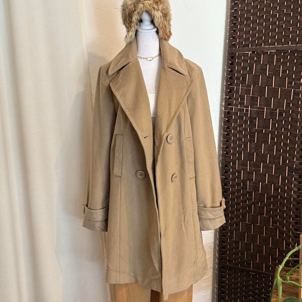 Kenneth Cole 100% Wool Tan and Cream Trench Coat Mid Length Size 14 Preppy Vibe